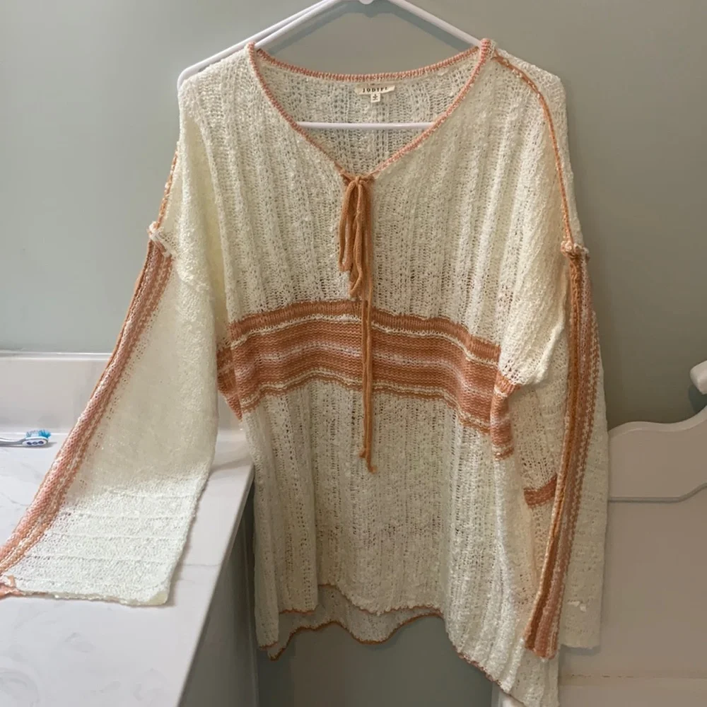 EUC Jodifl sweater oversized - Picture 1 of 2